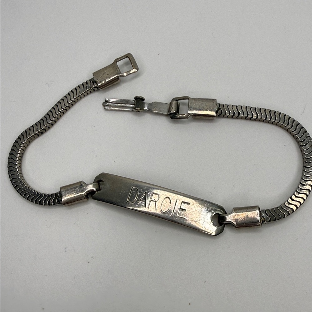 Delsa VINTAGE ID BRACELET - DARCIE